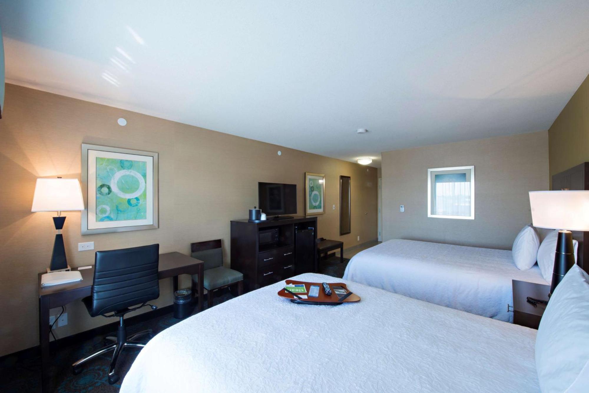 Queen Room with Two Queen Beds (4 Adults)