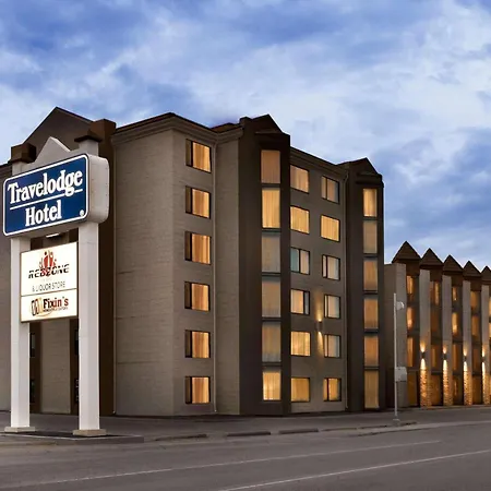 Travelodge Hotel By Wyndham Saskatoon-2