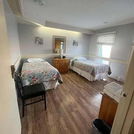 Laura'S Lodge-2