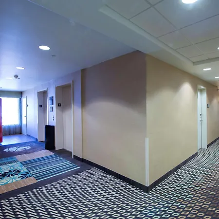 Hampton Inn Saskatoon South-2