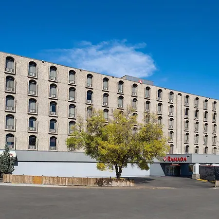 Ramada By Wyndham Saskatoon-2