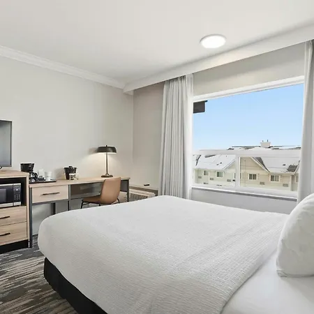 Sandman Hotel Saskatoon-3