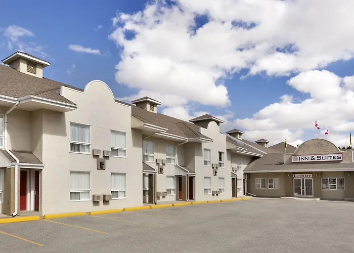 Hotels SaskatoonColonial Square Inn & Suites